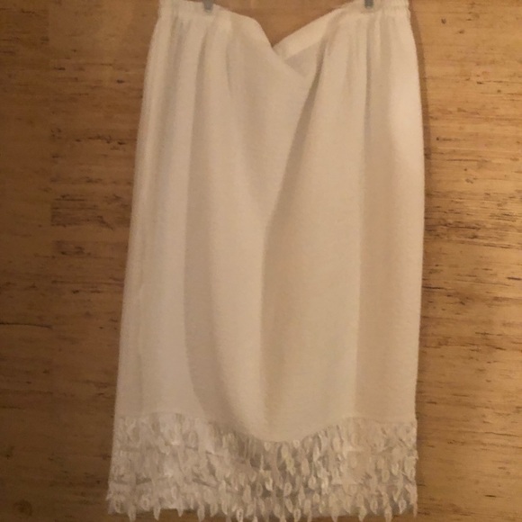 Two piece skirt set - Picture 3 of 3